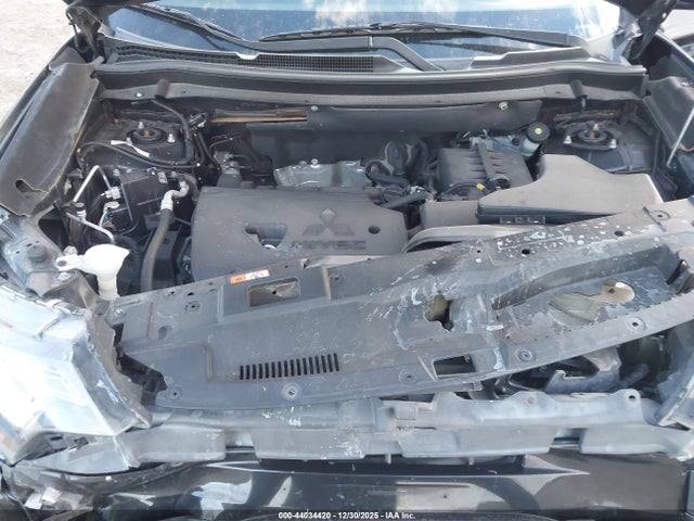 2018 MITSUBISHI OUTLANDER JA4AD3A33JZ019491 Photo 9