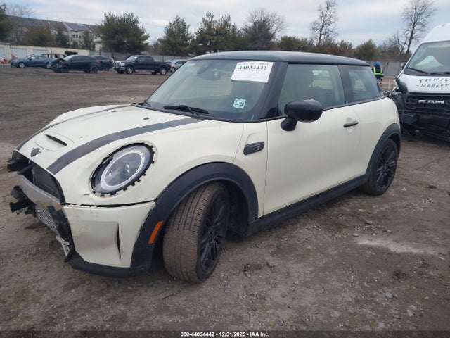 2023 MINI HARDTOP WMW53DH06P2T21805 Photo 1