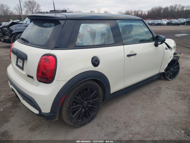 2023 MINI HARDTOP WMW53DH06P2T21805 Photo 3
