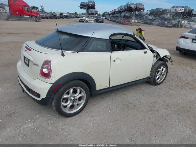 2012 MINI COOPER S WMWSX3C53CT408070 Photo 3