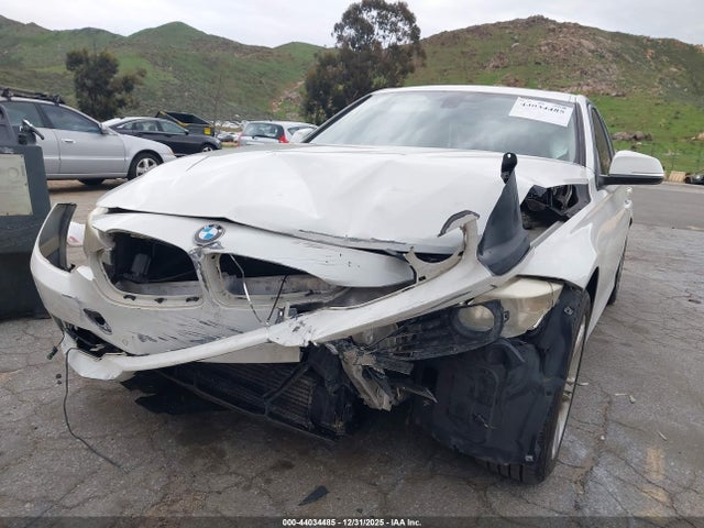 WBA3C1C5XEK114193 BMW 328I