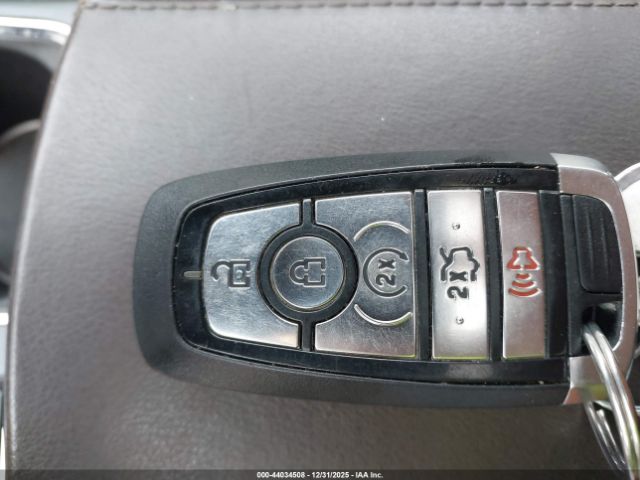 2017 FORD FUSION ENERGI 3FA6P0SU7HR353276 Photo 10