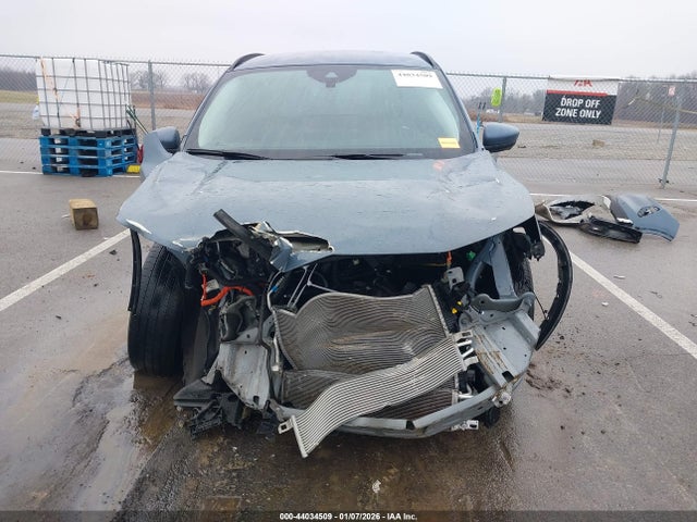 1FMCU9JZ9PUB02513 Ford Escape Platinum