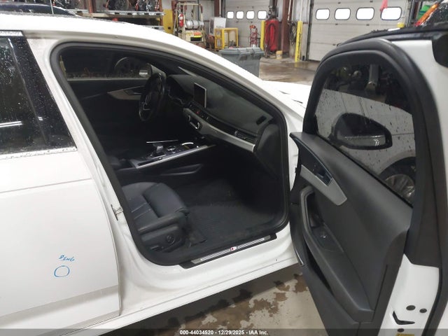 2017 AUDI A4 WAUENAF47HN002749 Photo 4