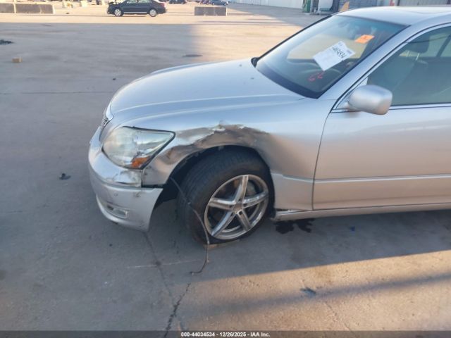 2004 LEXUS LS 430 JTHBN36FX40154890 Photo 5
