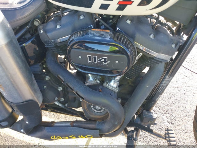 2022 HARLEY-DAVIDSON FXFBS 1HD1YLK14NB010688 Photo 7