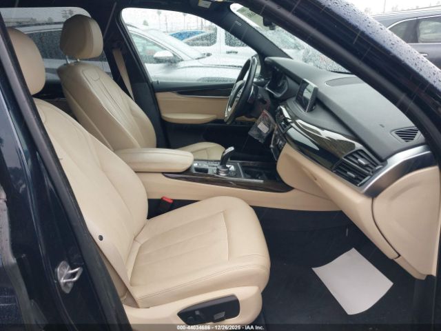 2018 BMW X5 5UXKR0C59J0X87844 Photo 4