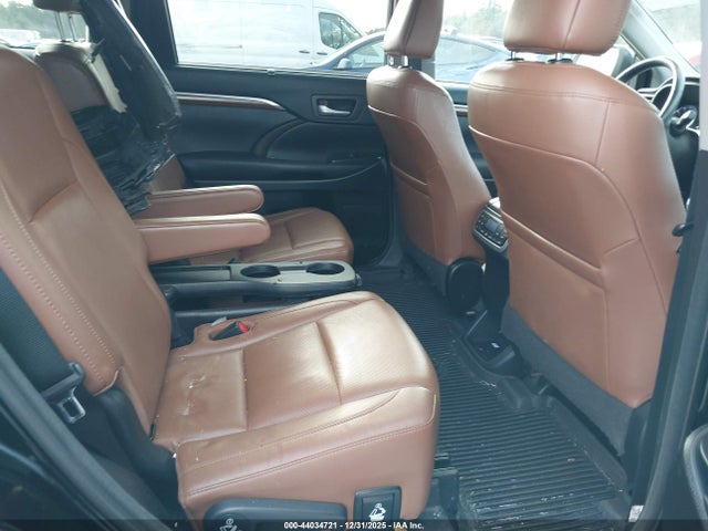 5TDDZRFH9HS483165 Toyota Highlander Limited Platinum
