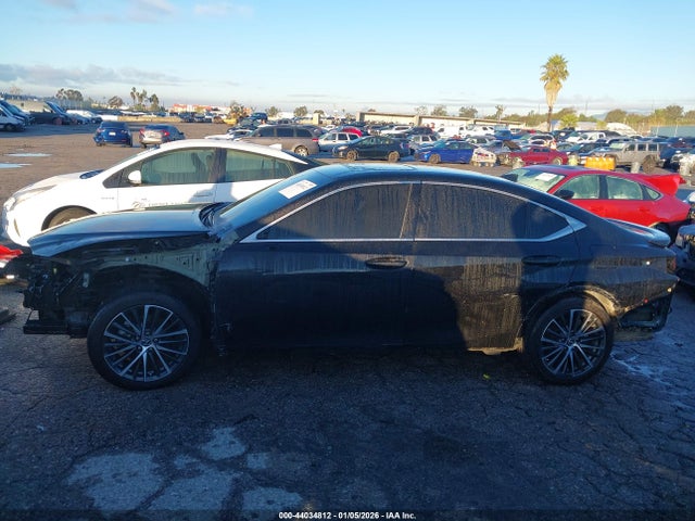 Продажа на аукционе авто 2025 Lexus Es 300h, vin: 58ADA1C15SU055472, номер лота: 44034812