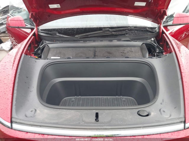 2026 TESLA MODEL Y 7SAYGDEEXTA397247 Photo 9