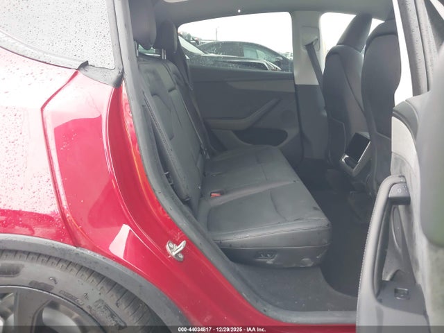 2026 TESLA MODEL Y 7SAYGDEEXTA397247 Photo 7