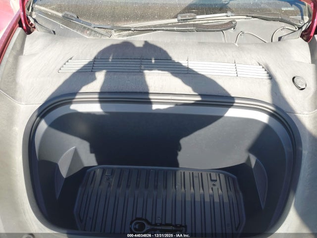 2024 TESLA MODEL Y 7SAYGDEE6RA320903 Photo 9