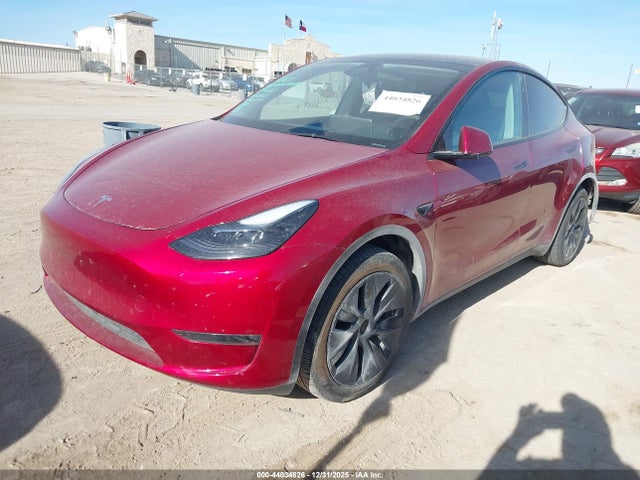 2024 TESLA MODEL Y 7SAYGDEE6RA320903 Photo 1