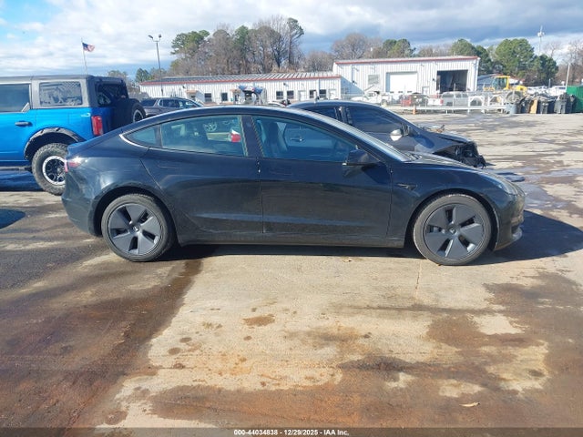 Продажа на аукционе авто 2022 Tesla Model 3 Rear-wheel Drive, vin: 5YJ3E1EA7NF353317, номер лота: 44034838