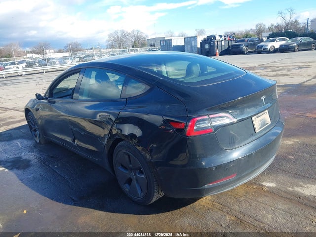 Продажа на аукционе авто 2022 Tesla Model 3 Rear-wheel Drive, vin: 5YJ3E1EA7NF353317, номер лота: 44034838