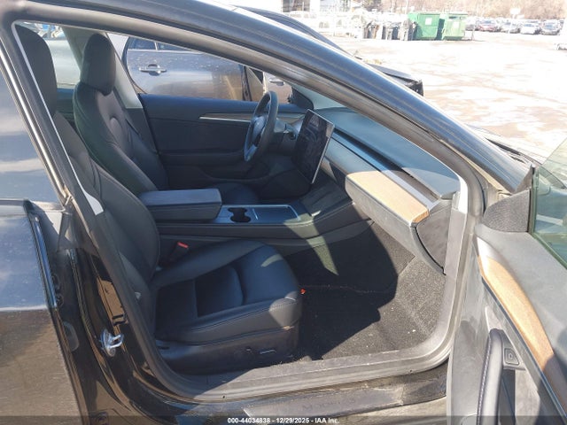 Продажа на аукционе авто 2022 Tesla Model 3 Rear-wheel Drive, vin: 5YJ3E1EA7NF353317, номер лота: 44034838