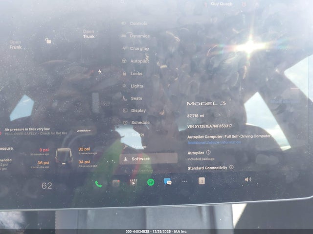 Продажа на аукционе авто 2022 Tesla Model 3 Rear-wheel Drive, vin: 5YJ3E1EA7NF353317, номер лота: 44034838