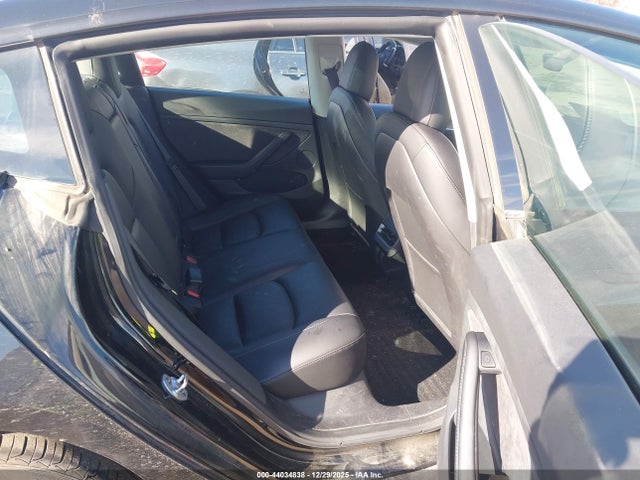 Продажа на аукционе авто 2022 Tesla Model 3 Rear-wheel Drive, vin: 5YJ3E1EA7NF353317, номер лота: 44034838