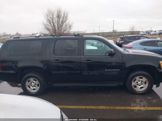 1GNSKHE79ER141120 Chevrolet Suburban 1500 Ls