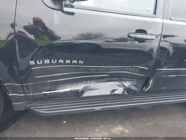1GNSKHE79ER141120 Chevrolet Suburban 1500 Ls