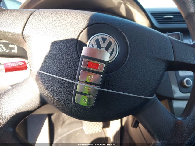 44034858 :رقم المزاد ، WVWJK73C98P049519 vin ، 2008 Volkswagen Passat Turbo مزاد بيع