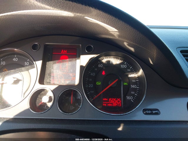44034858 :رقم المزاد ، WVWJK73C98P049519 vin ، 2008 Volkswagen Passat Turbo مزاد بيع