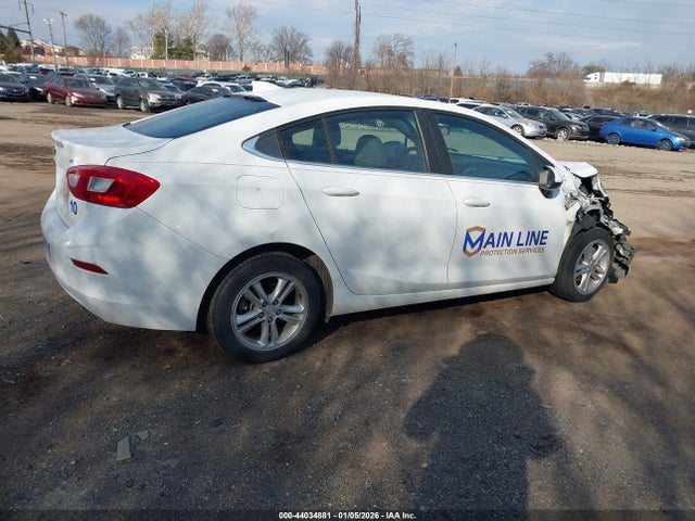 Chevrolet Cruze Lt Auto 2017 3G1BE5SM3HS556484 Image 4