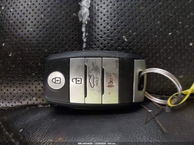 KNAFZ4A88G5522512 KIA FORTE EX