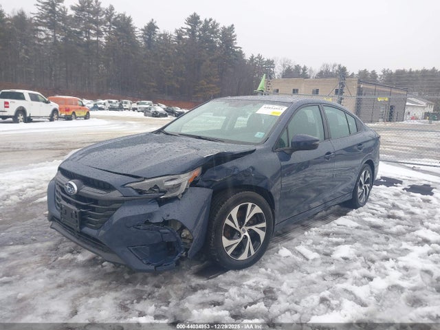 Subaru Legacy Premium 2023 4S3BWAC67P3012037 Image 2