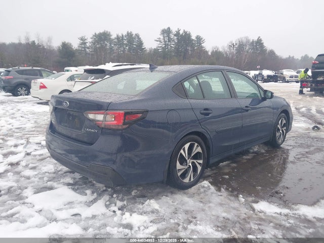 Subaru Legacy Premium 2023 4S3BWAC67P3012037 Image 4