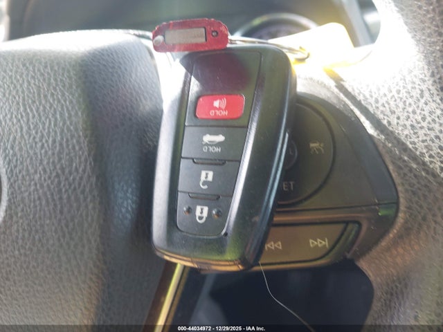 4T1B11HK5KU726767 Toyota CAMRY LE
