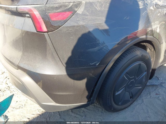 7SAYGDED2TA586059 Tesla Model Y Premium Rear-wheel Drive