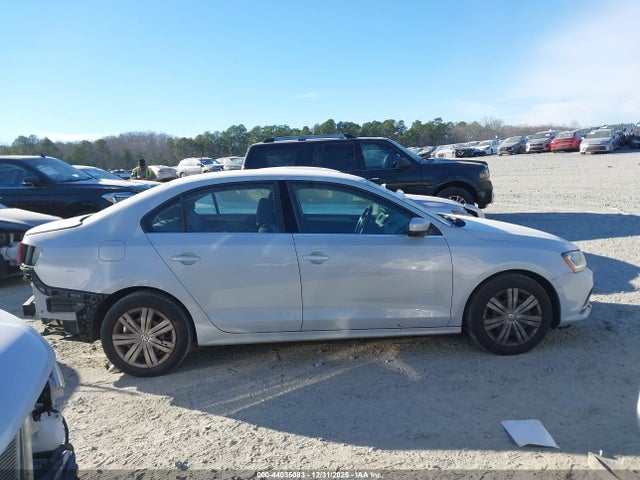 2017 Volkswagen Jetta 1.4t S მანქანა იყიდება აუქციონზე, vin: 3VW2B7AJ6HM359636, აუქციონის ნომერი: 44035083