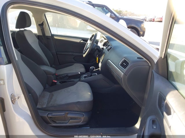 2017 Volkswagen Jetta 1.4t S მანქანა იყიდება აუქციონზე, vin: 3VW2B7AJ6HM359636, აუქციონის ნომერი: 44035083