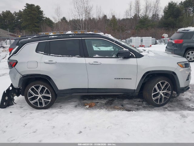 2024 Jeep Compass Limited 4x4 მანქანა იყიდება აუქციონზე, vin: 3C4NJDCN1RT122738, აუქციონის ნომერი: 44035130
