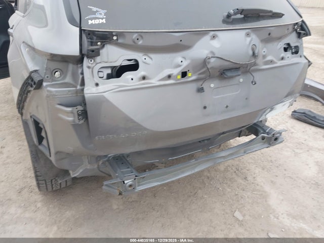 2022 MITSUBISHI OUTLANDER JA4J3UA88NZ009260 Photo 5