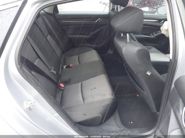 1HGCV1F1XKA109813 Honda ACCORD LX