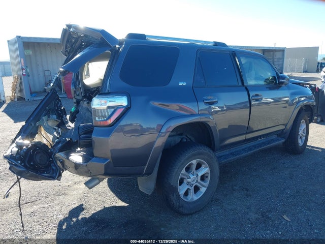 Продажа на аукционе авто 2020 Toyota 4runner Sr5 Premium, vin: JTEBU5JR3L5750146, номер лота: 44035412
