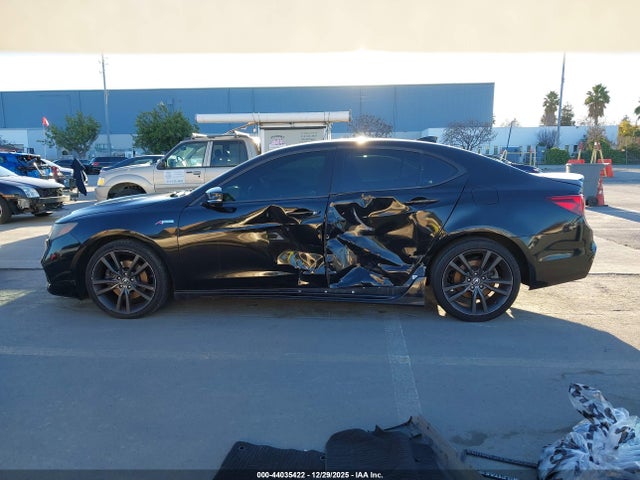 Acura j35y6 2019 19UUB2F61KA000459 Image 14