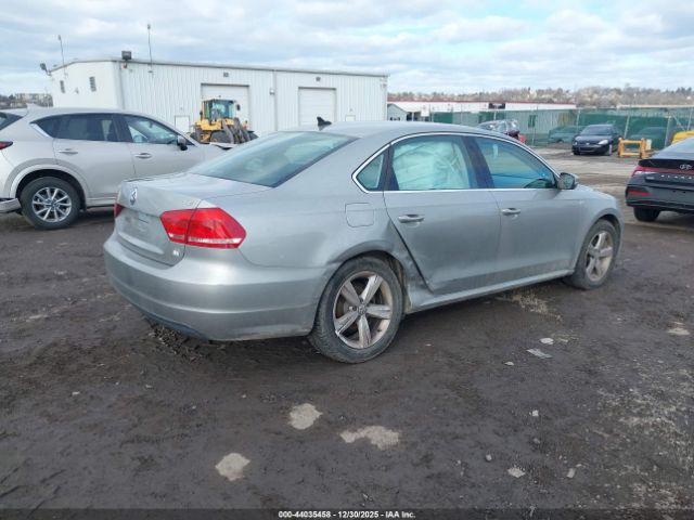 2014 VOLKSWAGEN PASSAT 1VWAT7A35EC021264 Photo 3