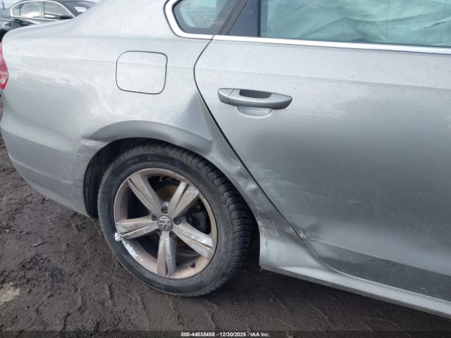 2014 VOLKSWAGEN PASSAT 1VWAT7A35EC021264 Photo 5