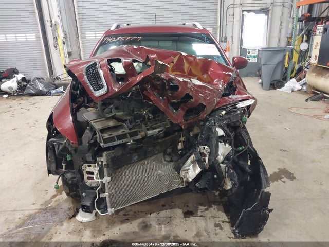 1C4PJLCB5FW782554 Jeep Cherokee Latitude