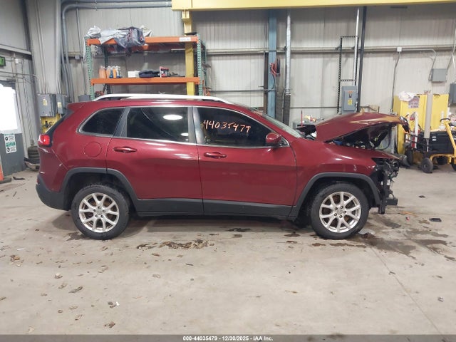 1C4PJLCB5FW782554 Jeep Cherokee Latitude