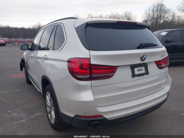 2016 BMW X5 5UXKR0C54G0P33098 Photo 2