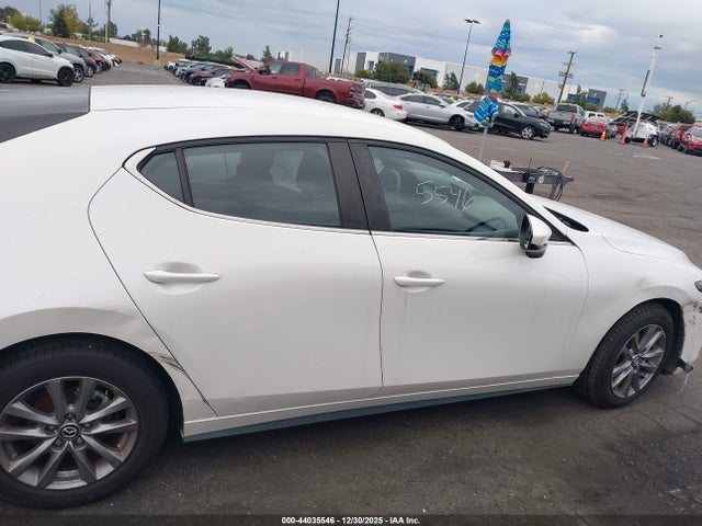 Mazda Mazda3 2.5 S 2021 JM1BPAJL7M1300203 Image 13