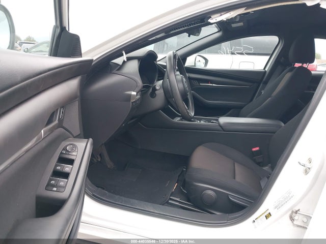 Mazda Mazda3 2.5 S 2021 JM1BPAJL7M1300203 Image 5