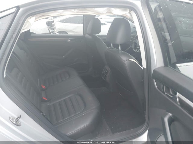 2017 VOLKSWAGEN PASSAT 1VWCT7A30HC038583 Photo 7