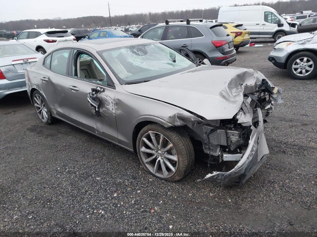 2020 VOLVO S60 7JRA22TK4LG042174