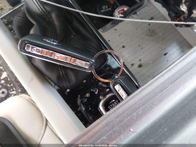 2020 VOLVO S60 7JRA22TK4LG042174 Photo 10