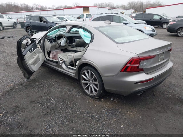 2020 VOLVO S60 7JRA22TK4LG042174 Photo 2